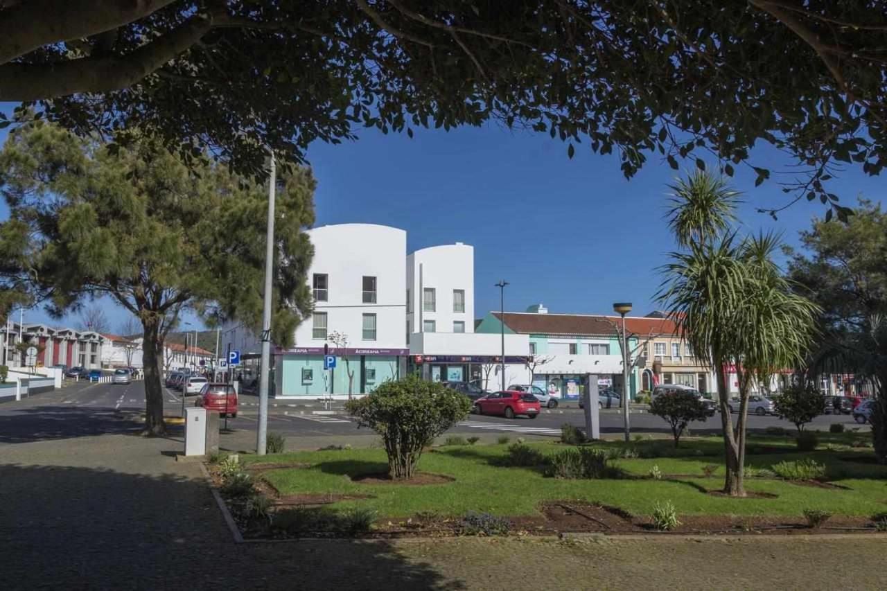 Downtown Da Vitória Al Apartamento Praia da Vitória